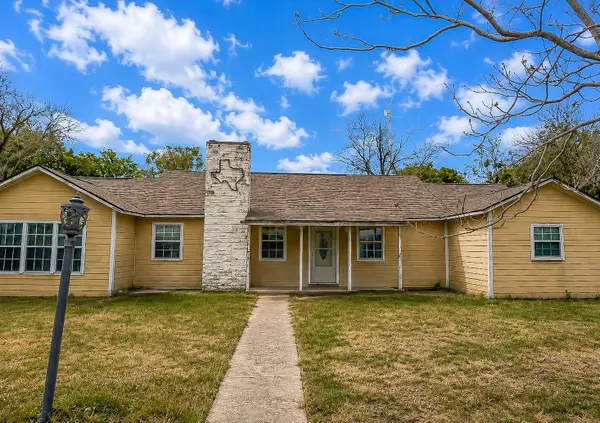 3951 Fm 970, Florence, TX 76527