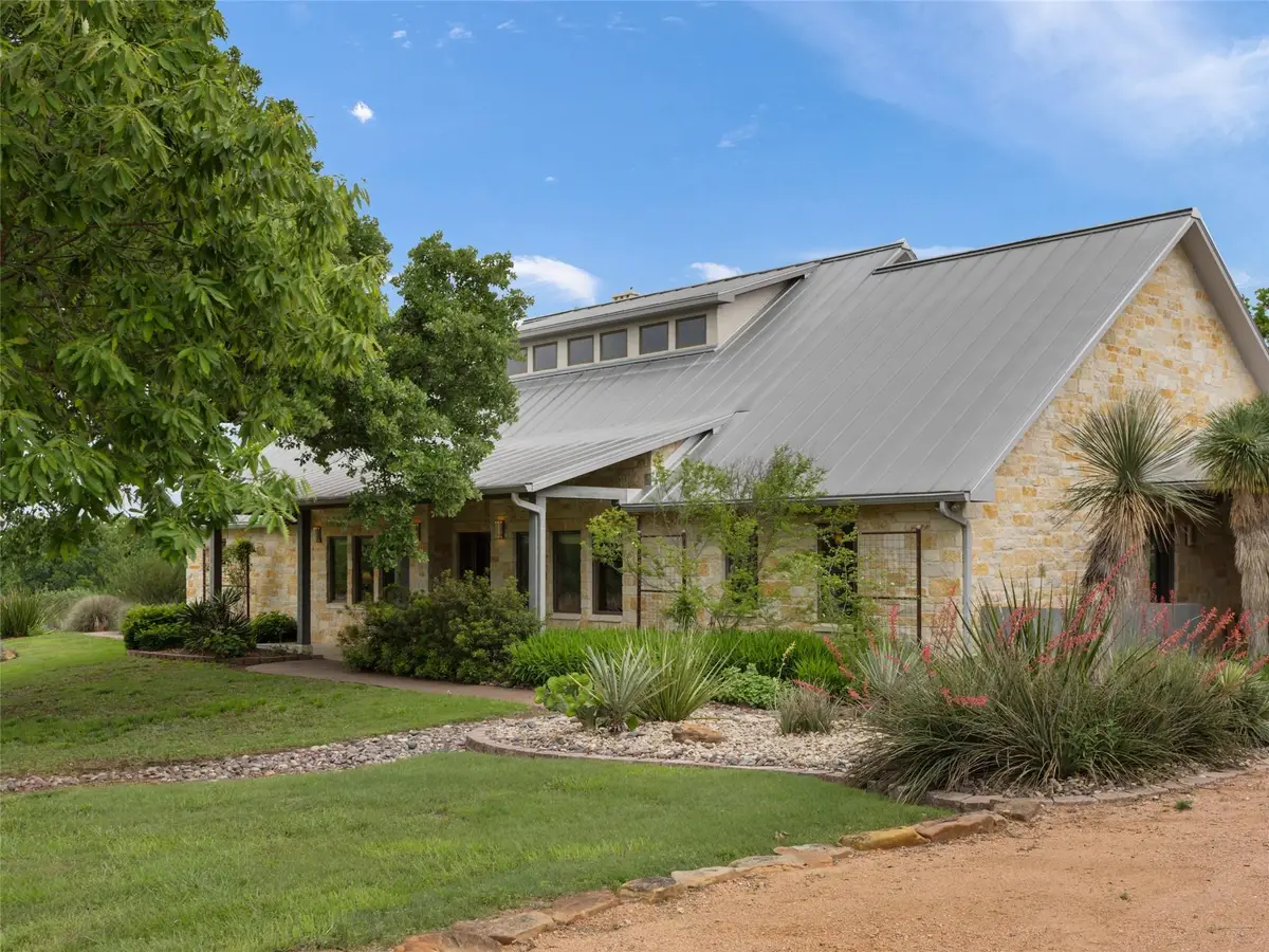 1163 Big Bend Ln, Fredericksburg, TX 76824 - #1