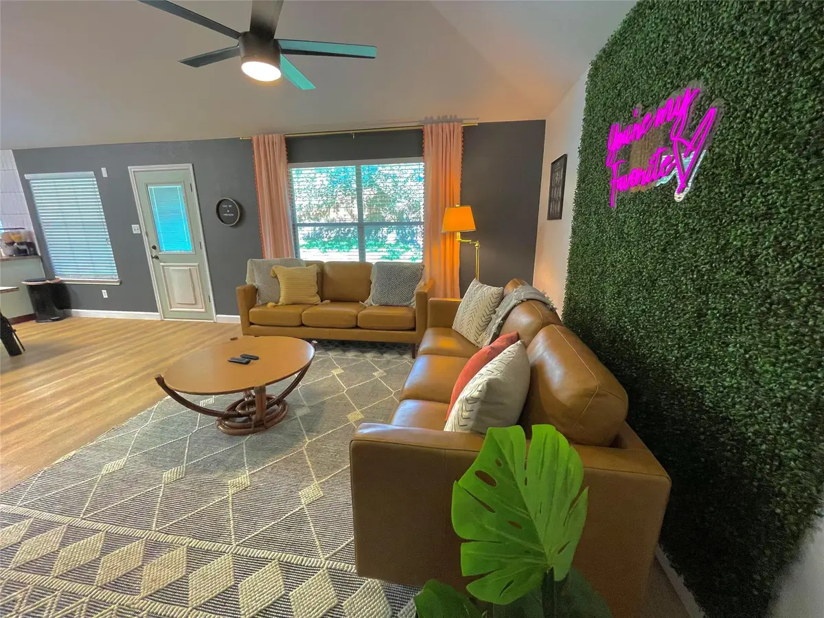 2004 Melissa Oaks Ln, Austin, TX 78744 - #1
