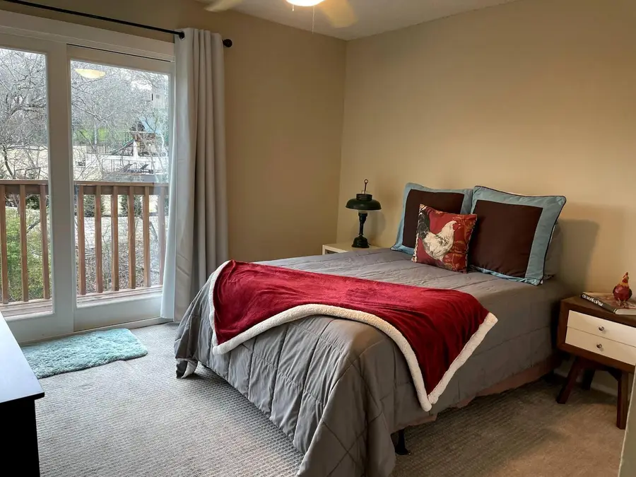 903 The High Rd, Austin, TX 78746 - #3