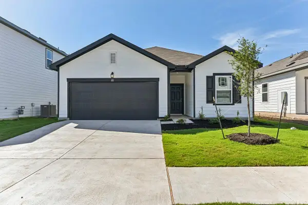 12912 Kentucky Warbler Dr, Buda, TX 78610