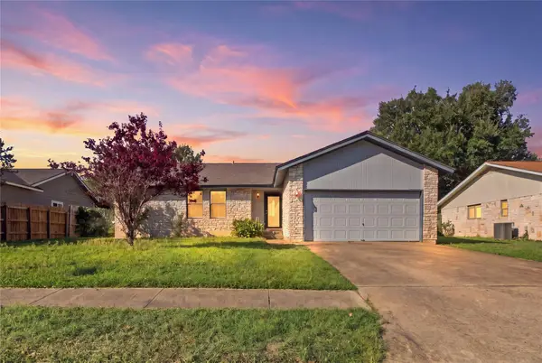906 Spring Tree St, Round Rock, TX 78681