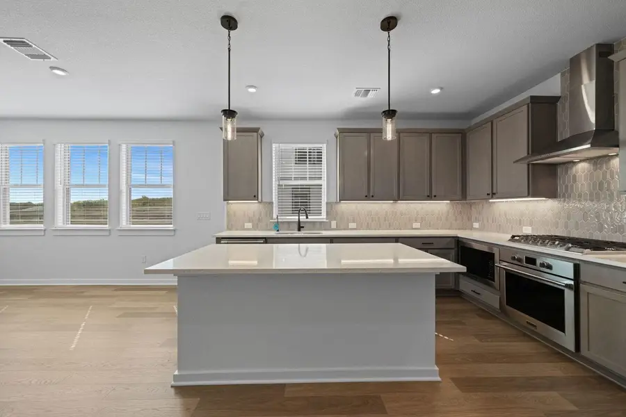 6307 Stockman Dr #6, Austin, TX 78747 - Image #2