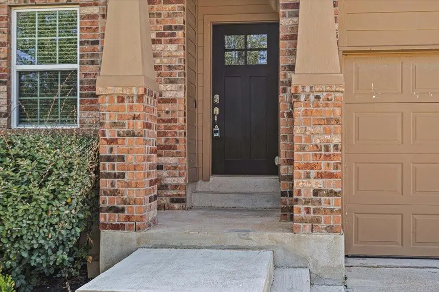 13513 Kearns Dr, Pflugerville, TX 78660 - #2