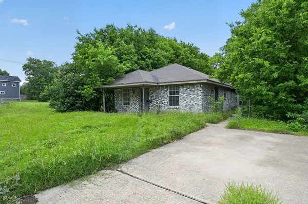 1003 S 4th St, Temple, TX 76504