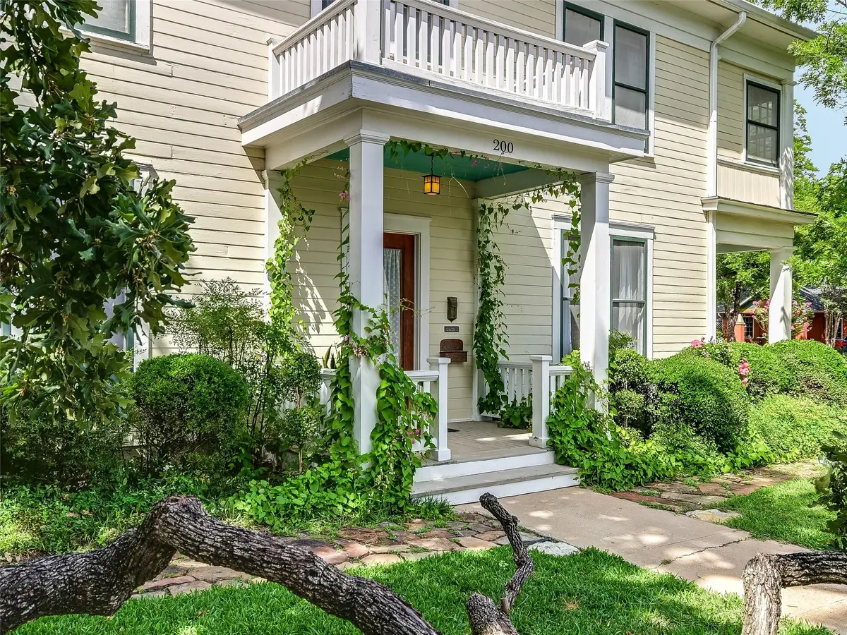 200 W 40th St, Austin, TX 78751 - #1