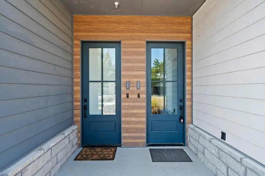 1208 N Academy Ave #UNIT 2203, New Braunfels, TX 78130 - Image #3