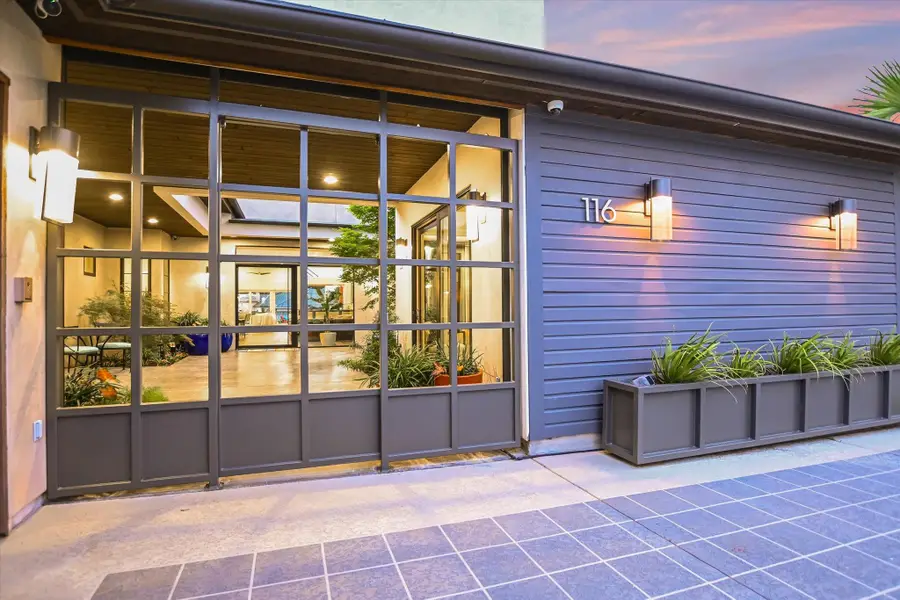 116 Wennmohs Pl, Horseshoe Bay, TX 78657 - Image #3