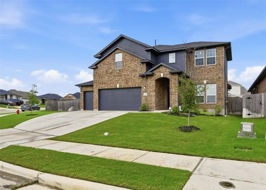 139 Ginger St, Buda, TX 78610 - #2