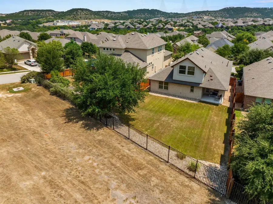 5604 Rio Chama Cv, Austin, TX 78738 - Image #2