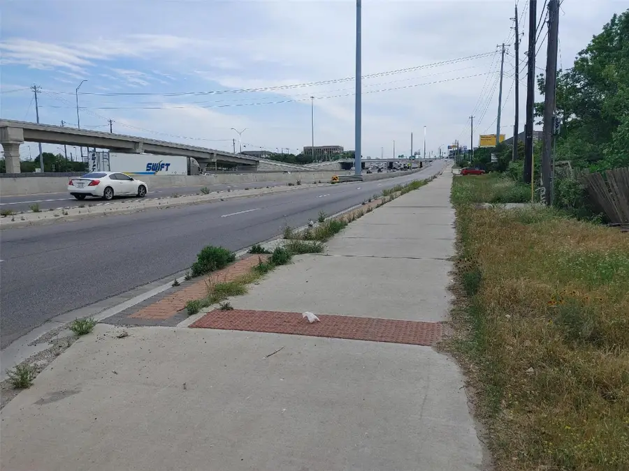 709 Delmar Ave, Austin, TX 78752 - Image #3