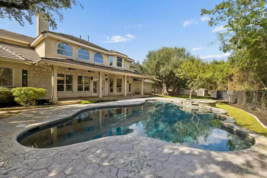 4 Mayleaf Cv, The Hills, TX 78738 - #3