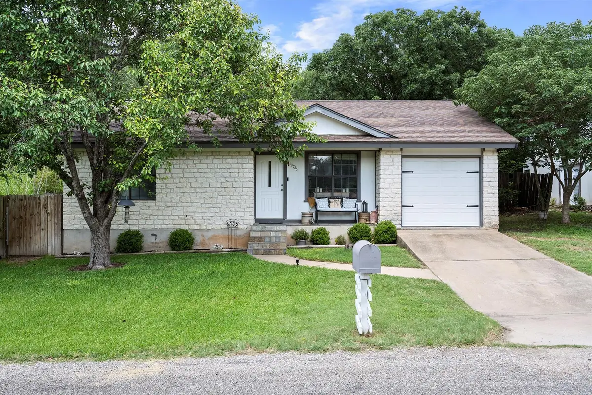 10720 Sunny Ln, Jonestown, TX 78645 - Image #1