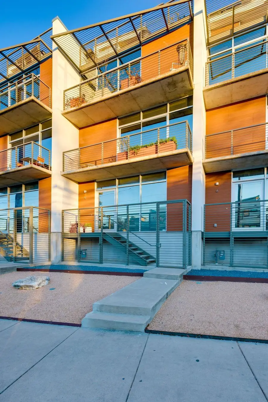 2301 S 5th St, Austin, TX 78704 - Image #2