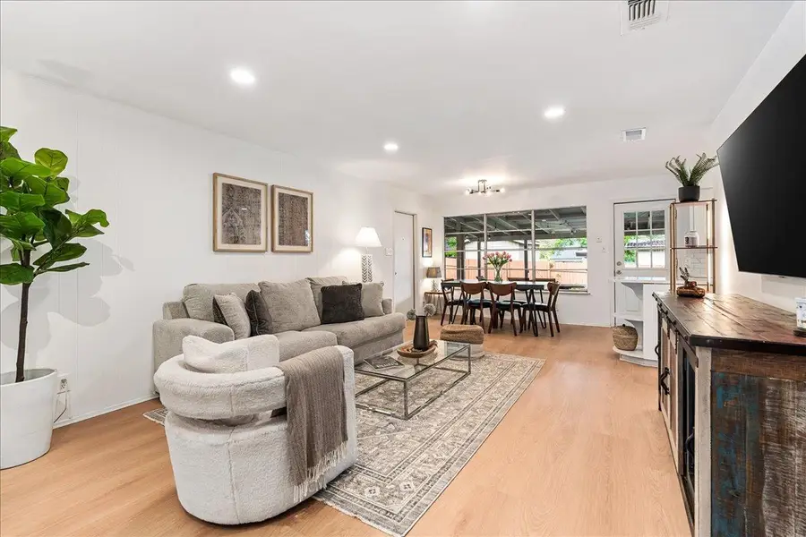 9807 Dallum Dr, Austin, TX 78753 - #3