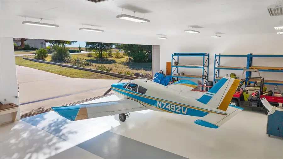 1311 Clayton Nolen Dr, Horseshoe Bay, TX 78657 - Image #2