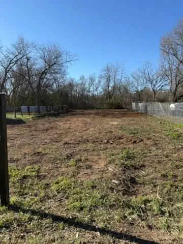 327 Houston Elgin, Tx 78621 St, Elgin, TX 78621 - Image #3