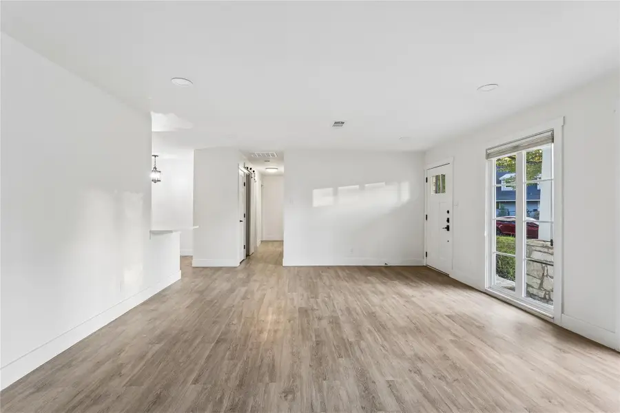 122 Havana St, Austin, TX 78704 - #2