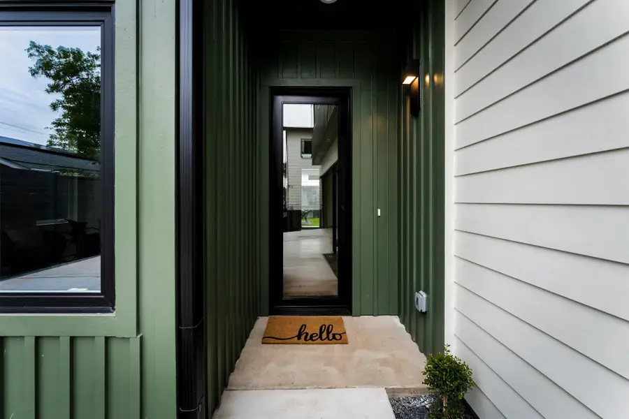 3204 Lyons Rd #2, Austin, TX 78702 - #2