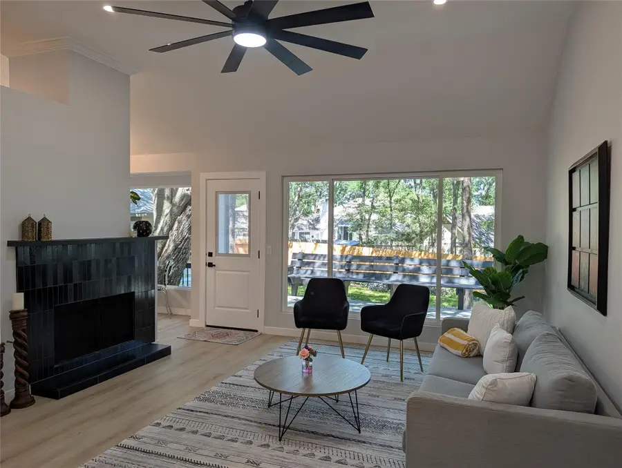 2804 Allison Dr, Austin, TX 78741 - #3