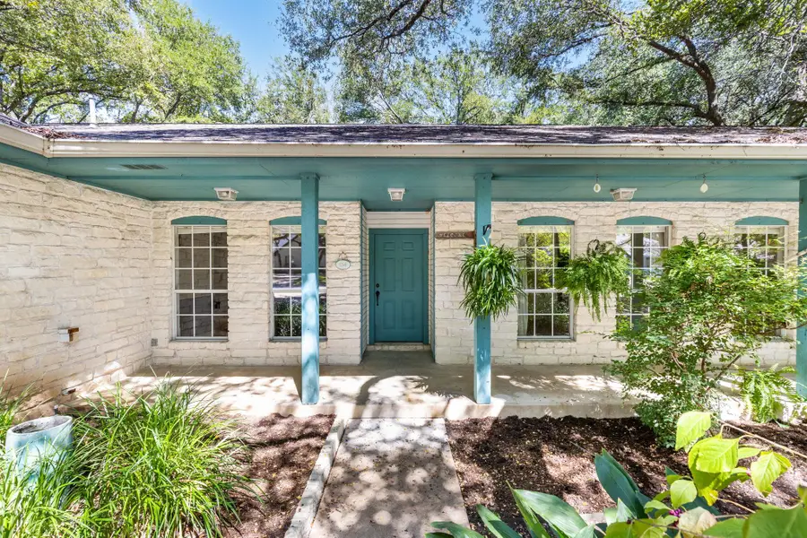 134 Canyon Rd, Georgetown, TX 78628 - #2