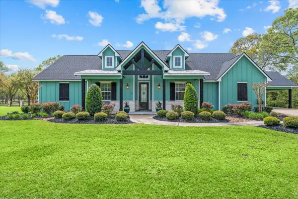 15637 Knotty Oaks Trail, Magnolia, TX 77355