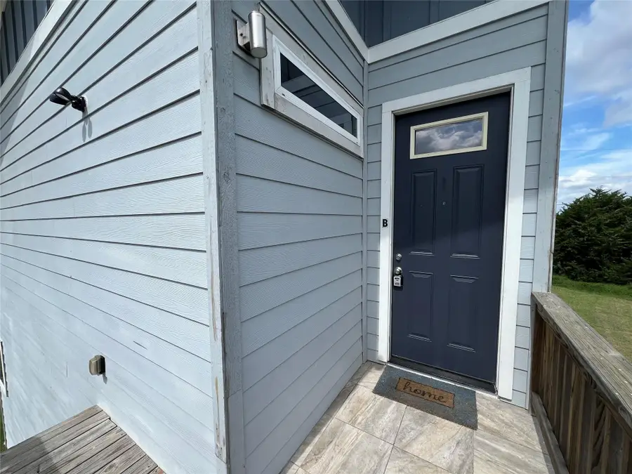 805 Hallie Cv, Lockhart, TX 78644 - Image #3