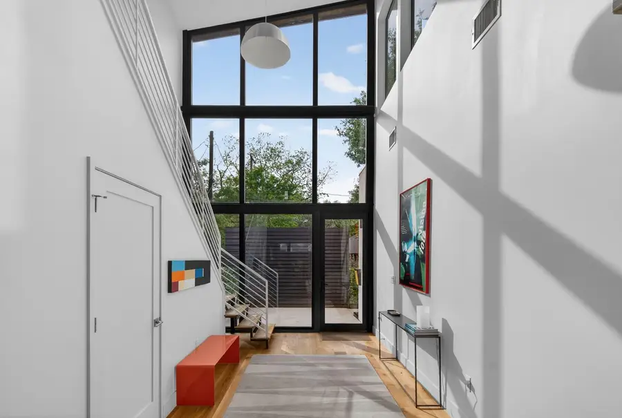 1605 Chelsea Ln #1, Austin, TX 78704 - #3