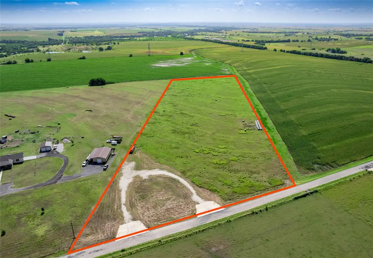 500 County Rd 161, Granger, TX 76530 - #1