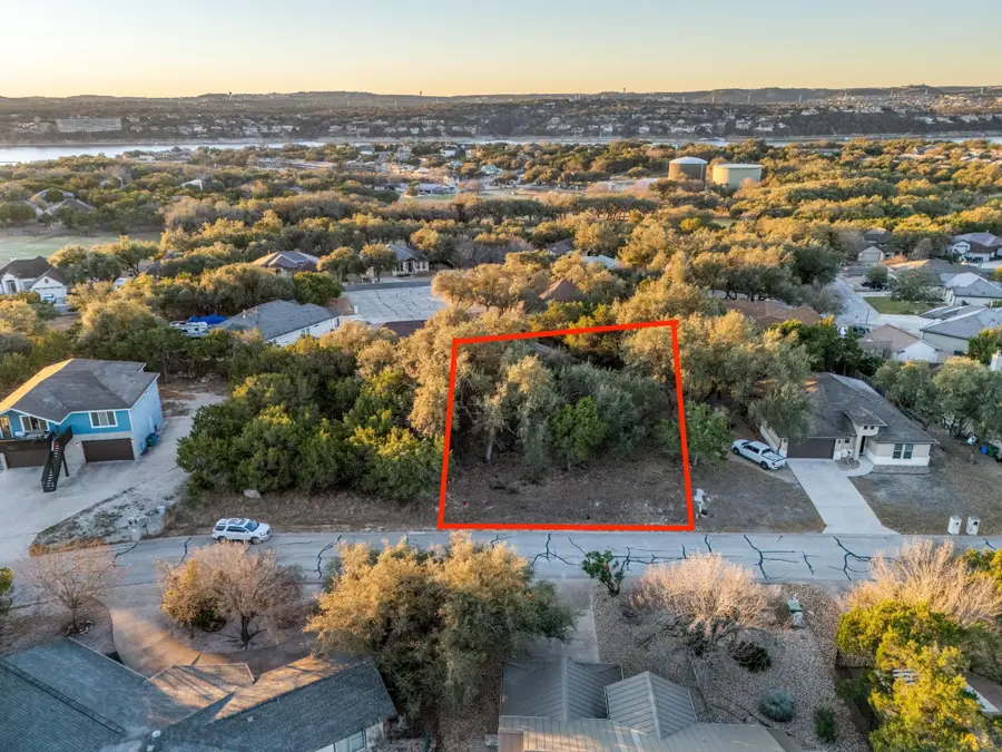 18813 Kelly Dr, Lago Vista, TX 78645 - Image #2