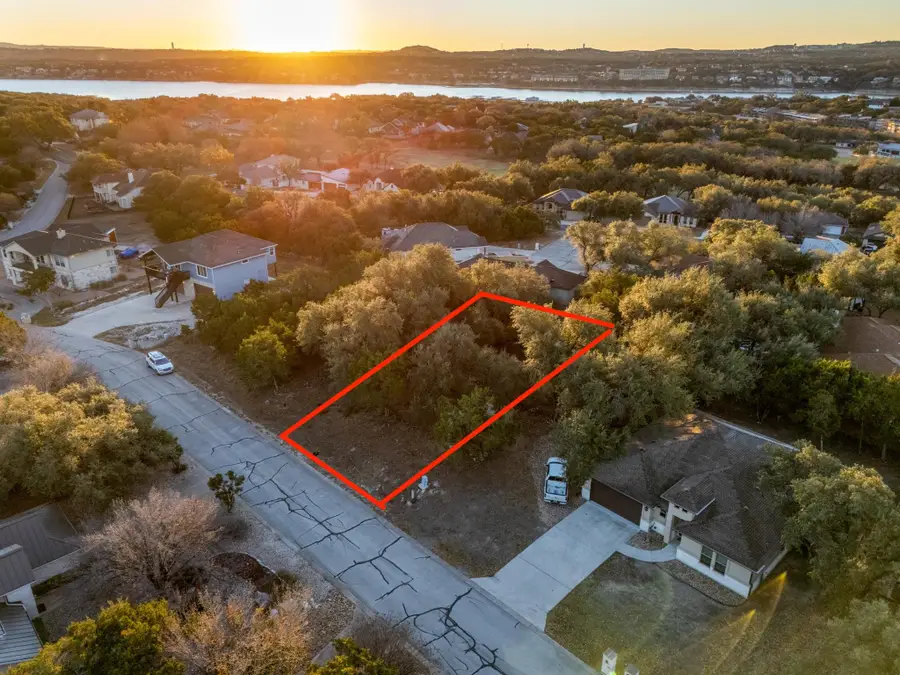 18813 Kelly Dr, Lago Vista, TX 78645 - Image #3