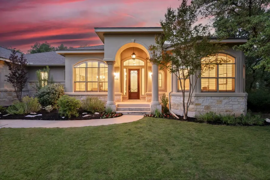 1012 Sailmaster St, Lakeway, TX 78734 - #2