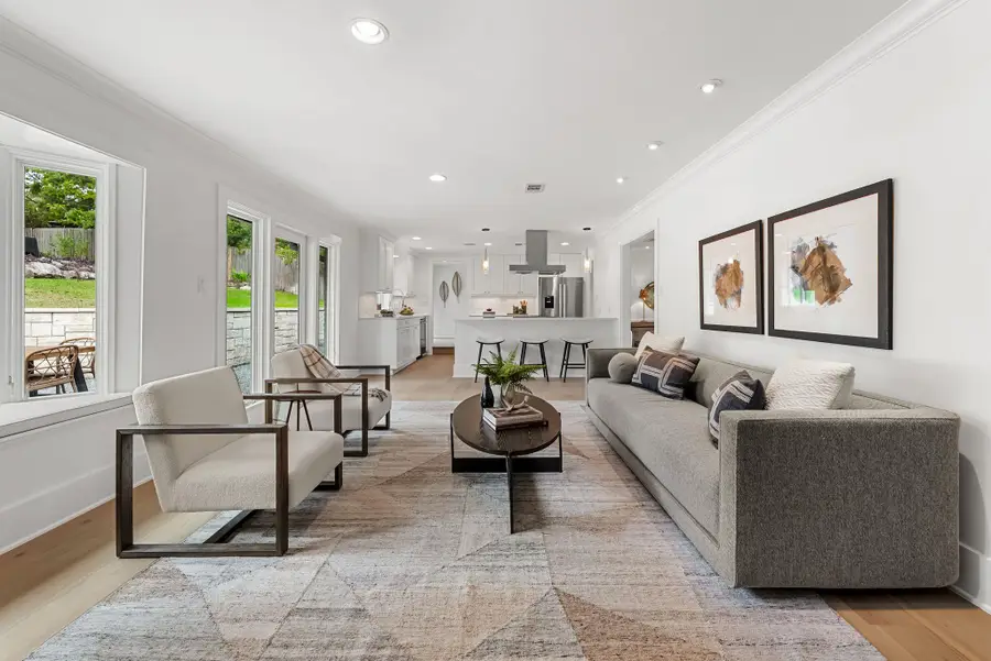 3415 Shinoak Dr, Austin, TX 78731 - Image #3