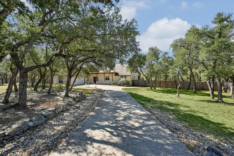 404 W View Dr, Wimberley, TX 78676 - #2
