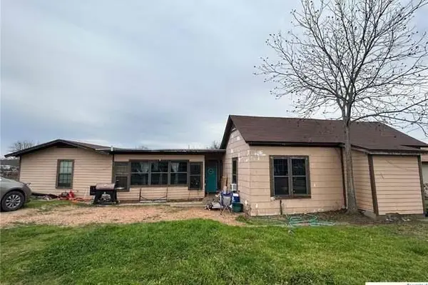 419 Main St, Lometa, TX 76853