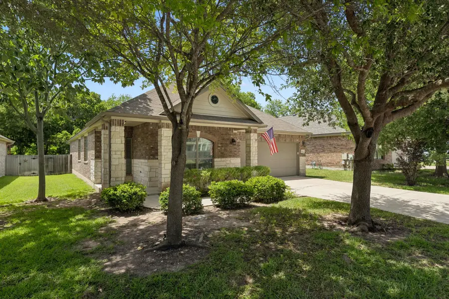 1049 Sussex Way, Round Rock, TX 78665 - #2