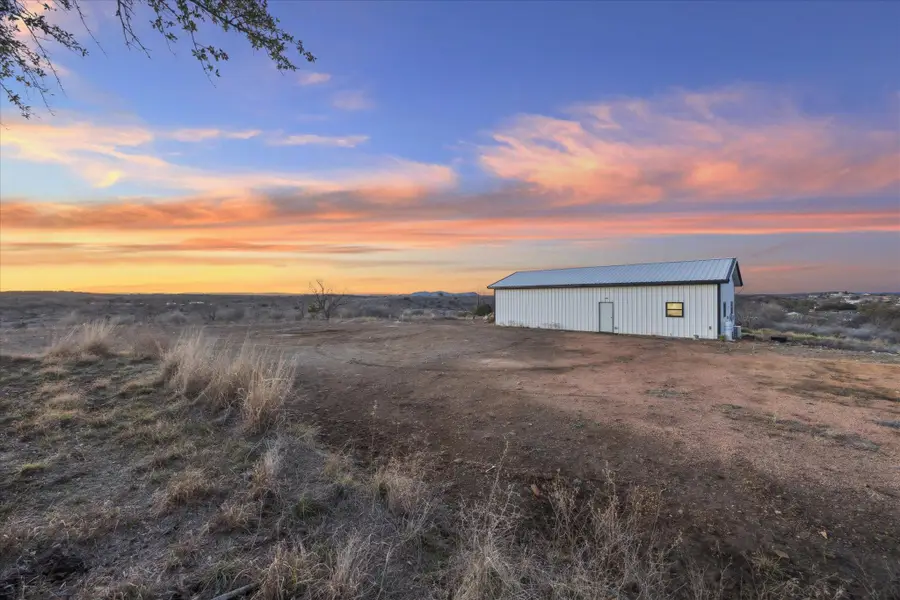 104 Paisano Dr, Horseshoe Bay, TX 78657 - Image #2