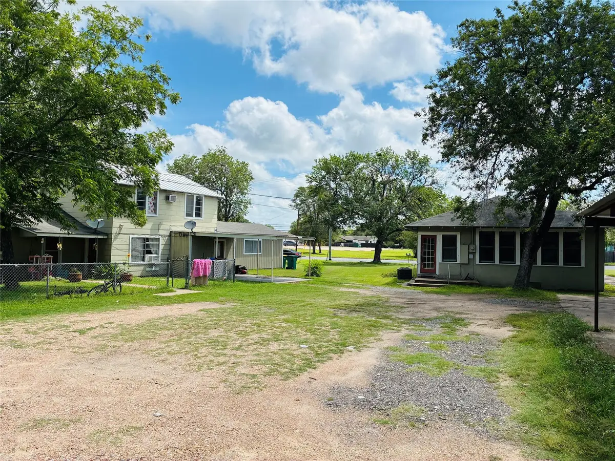 927937 N Franklin St, La Grange, TX 78945 - #1