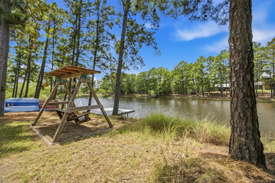 801 Moccasin Trl, La Grange, TX 78945 - #3