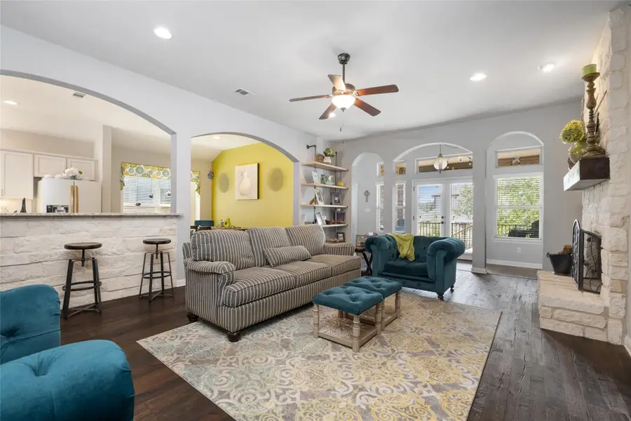 109 Lombardia Dr, Lakeway, TX 78734 - Image #2