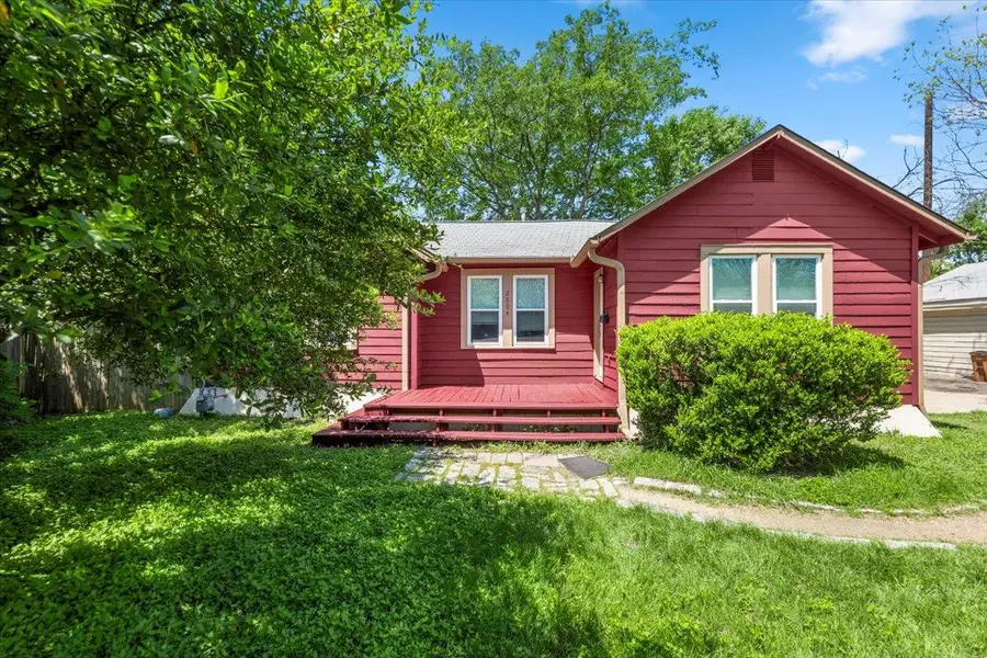 2804 Breeze Ter, Austin, TX 78722 - Image #3