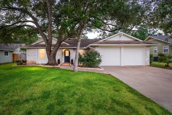 4805 Canyonbend Cir, Austin, TX 78735