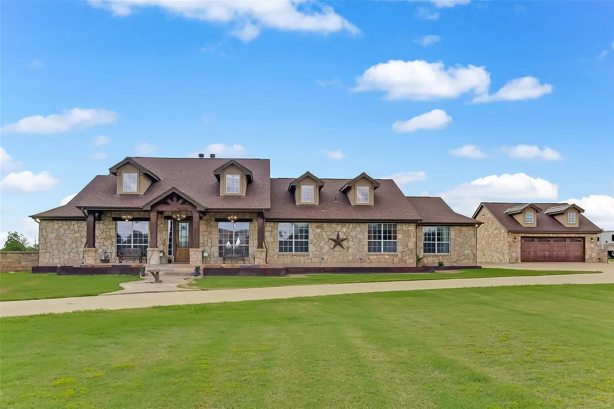 106 Deep Lake Dr, Liberty Hill, TX 78642 - Image #1