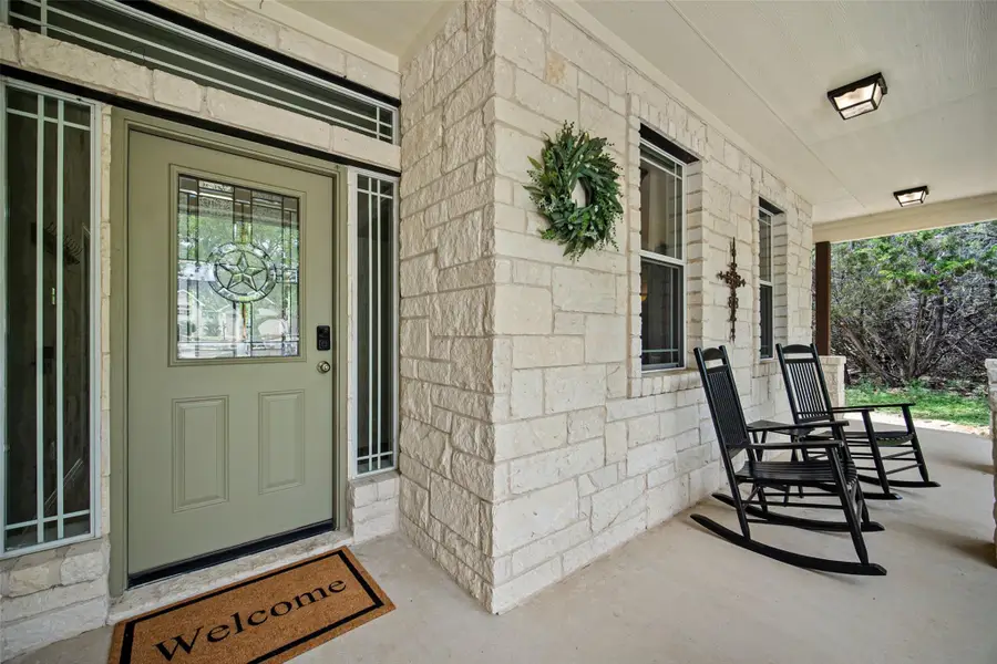 37 Ridgewood Cir, Wimberley, TX 78676 - Image #2