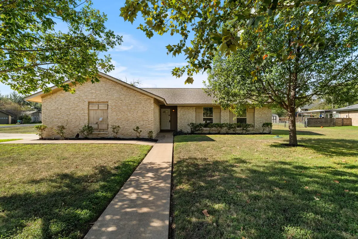 9601 Braeburn Gln, Austin, TX 78729 - #1