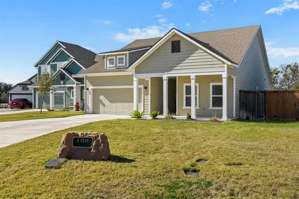 108 Round Valley Ct, Liberty Hill, TX 78642