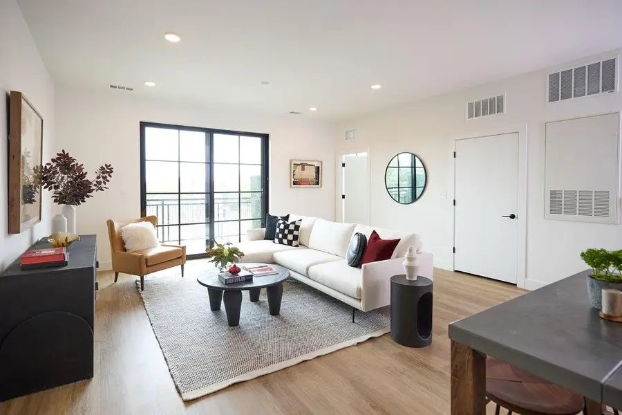 4315 S Congress Ave #223, Austin, TX 78745 - #2