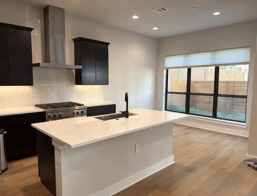 2707 Dulce Ln #16, Austin, TX 78704 - #3