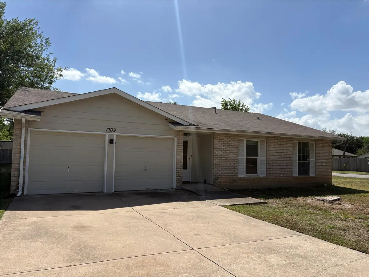 1709 W Mesa Park Dr, Round Rock, TX 78664 - #1