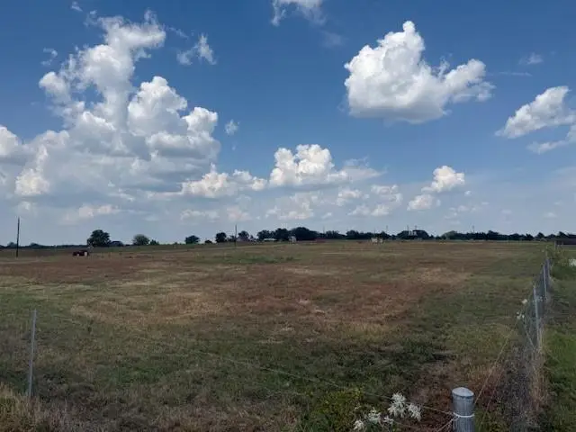 1079 Lomax Harmel Rd, Burton, TX 77835 - Image #2